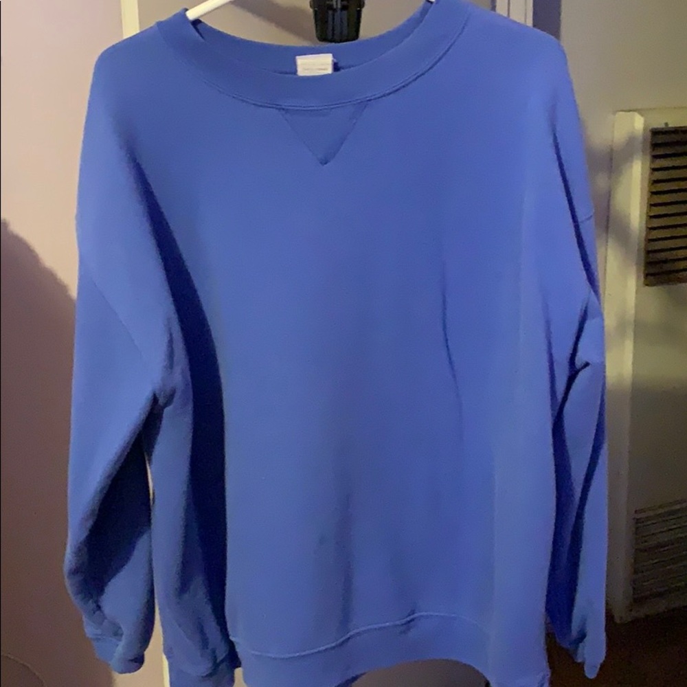 Hanes Her Way blue sweatshirt